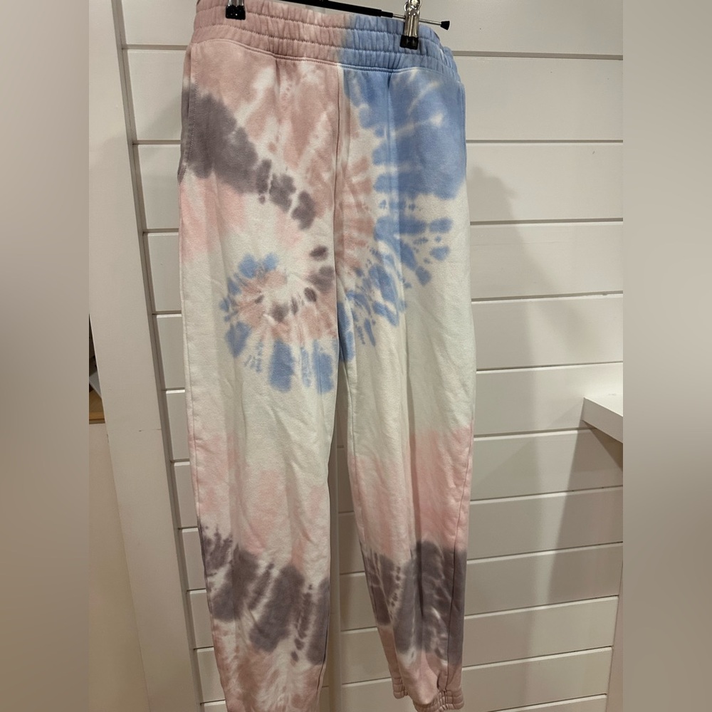 American Eagle Outfitters Pastel Lounge Pants